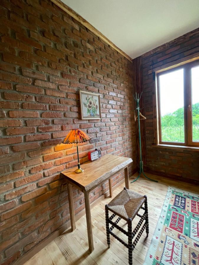Odo'S Guest House Martvili Dış mekan fotoğraf