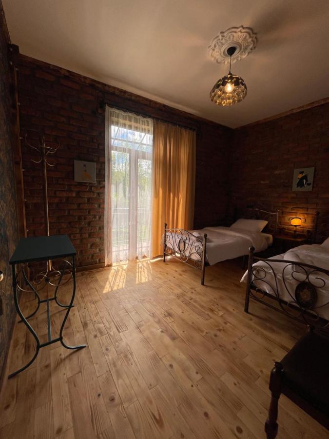 Odo'S Guest House Martvili Dış mekan fotoğraf